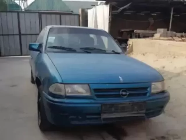 Opel Astra F 1, avtobaza.tj