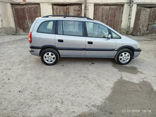 Opel Zafira 1, avtobaza.tj