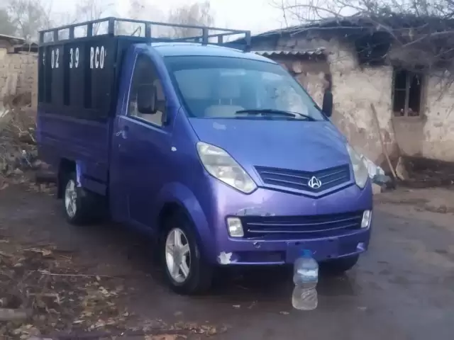 Грузовики Toyota, 2010 1, avtobaza.tj Грузовики Toyota, 2010 1, avtobaza.tj