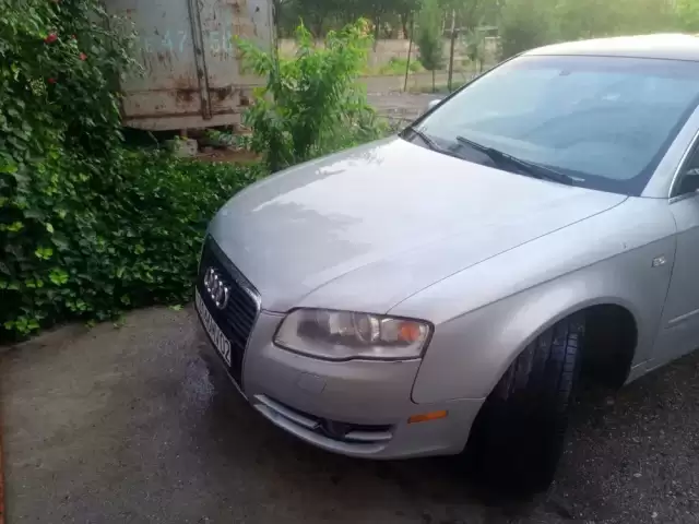 Audi A4, 2005 1, avtobaza.tj