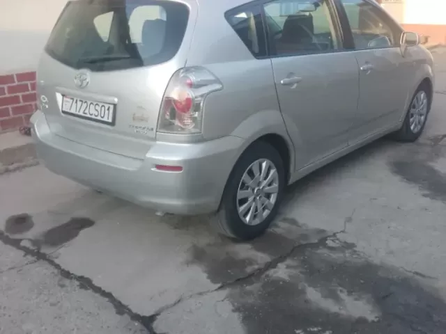 Toyota Corola Verso, 2006 1, avtobaza.tj