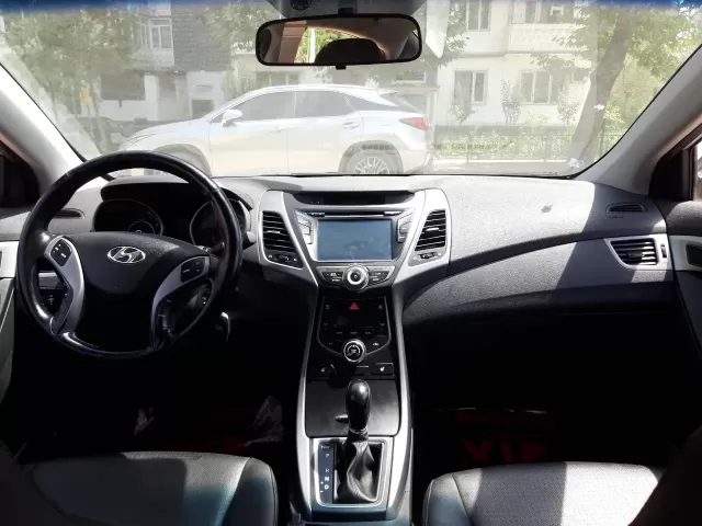 Hyundai Avante, 2014 1, avtobaza.tj