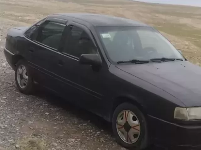 Opel Vectra A 1, avtobaza.tj