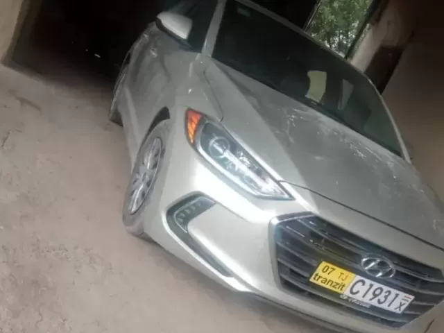 Hyundai Elantra 1, avtobaza.tj