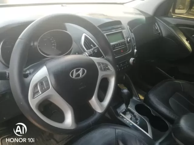 Hyundai Tucson 1, avtobaza.tj