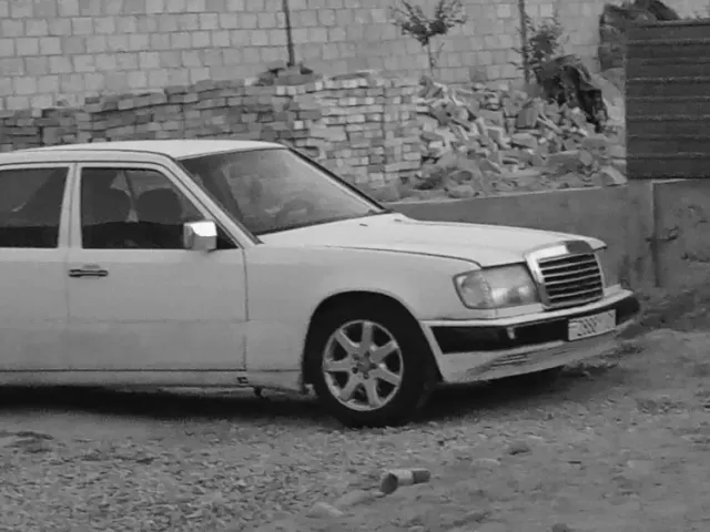 Mercedes-Benz W124 1, avtobaza.tj