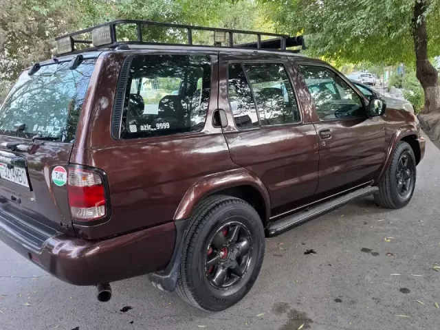 Nissan Pathfinder, 1999 1, avtobaza.tj