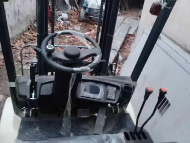 Погрузчик CPD 2500, 2025 1, avtobaza.tj