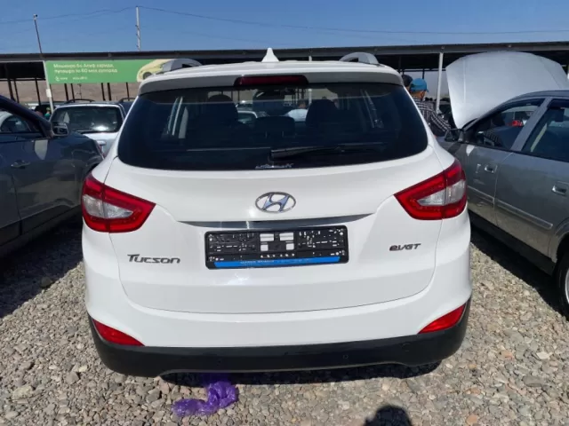 Hyundai Tucson 1, avtobaza.tj