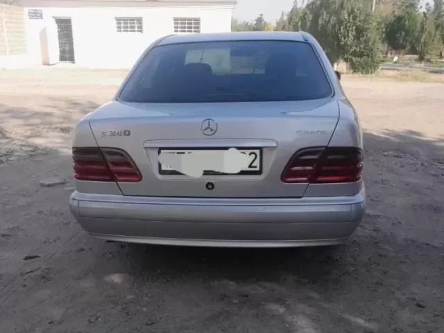 Mercedes-Benz E class 1, avtobaza.tj