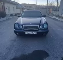 Mercedes-Benz E class, 1997 в Пенджикент