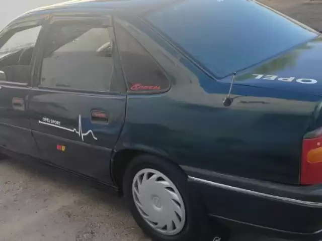Opel Vectra A, 1995 1, avtobaza.tj