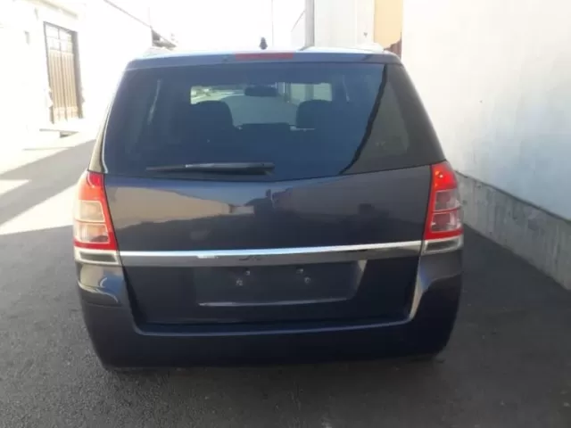 Opel Zafira 1, avtobaza.tj