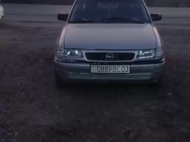 Opel Astra F, 1992 1, avtobaza.tj Opel Astra F, 1992 1, avtobaza.tj