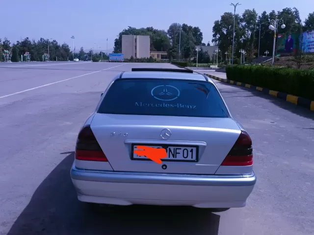 Mercedes-Benz E class 1, avtobaza.tj