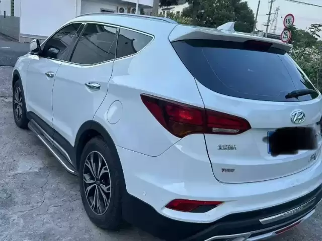 Hyundai Santa Fe, 2017 1, avtobaza.tj