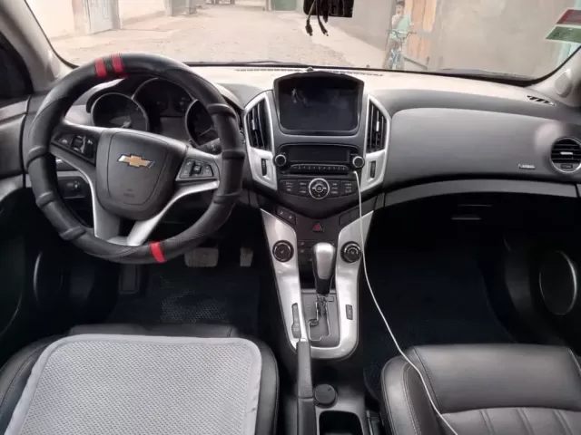 Chevrolet Cruze, 2014 1, avtobaza.tj