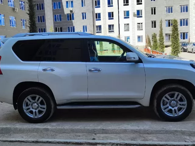 Toyota Land Cruiser Prado 1, avtobaza.tj