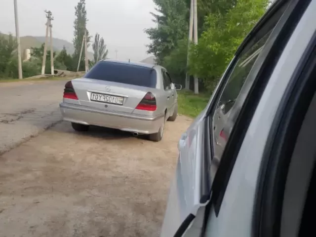 Mercedes-Benz C class, 2000 1, avtobaza.tj