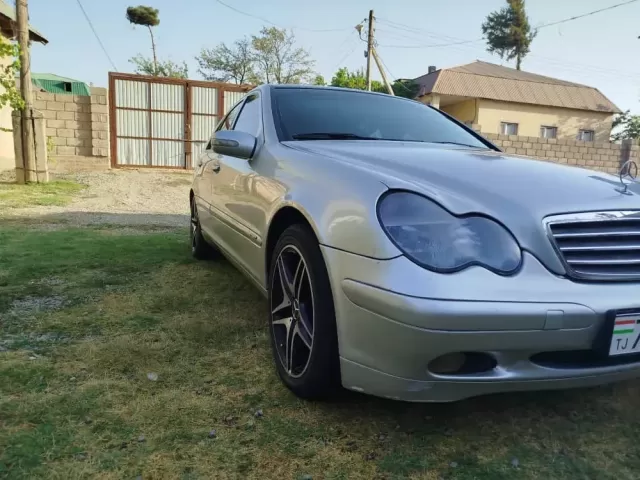 Mercedes-Benz C class, 2001 1, avtobaza.tj