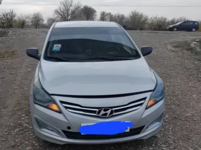 Hyundai Solaris 1, avtobaza.tj