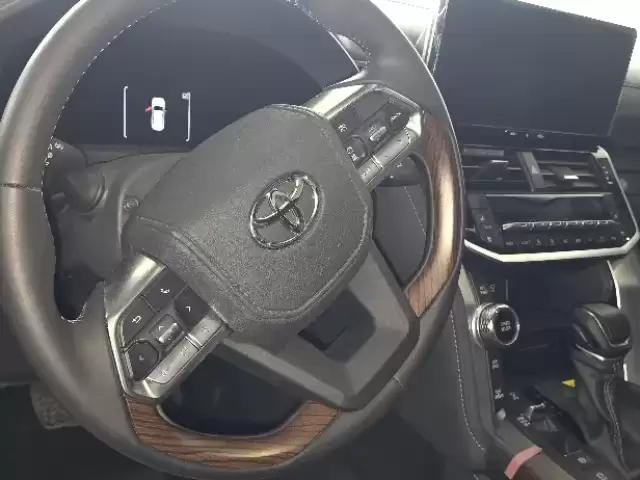 Toyota Land Cruiser, 2025 1, avtobaza.tj