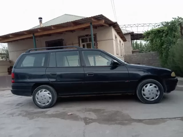 Opel Astra F 1, avtobaza.tj