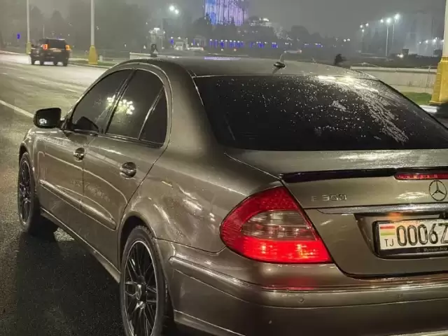 Mercedes-Benz E class, 2008 1, avtobaza.tj