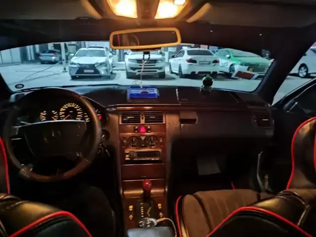 Mercedes-Benz E class, 1996 1, avtobaza.tj