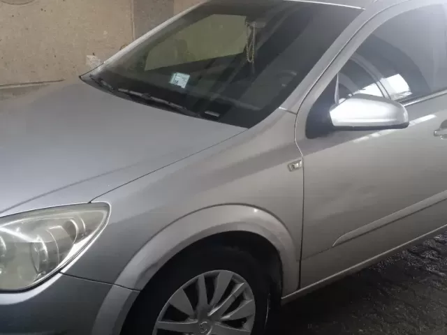 Opel Astra H 1, avtobaza.tj