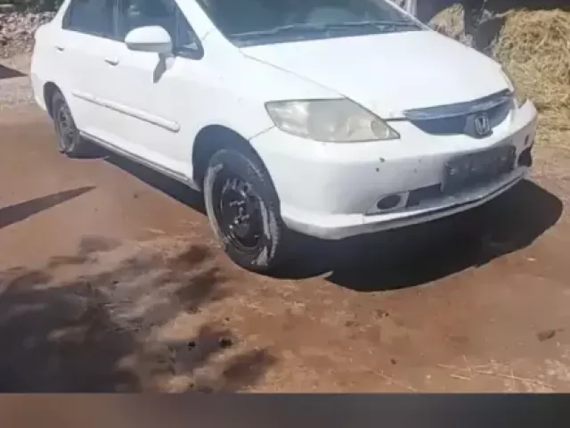 Honda City, 2003 1, avtobaza.tj