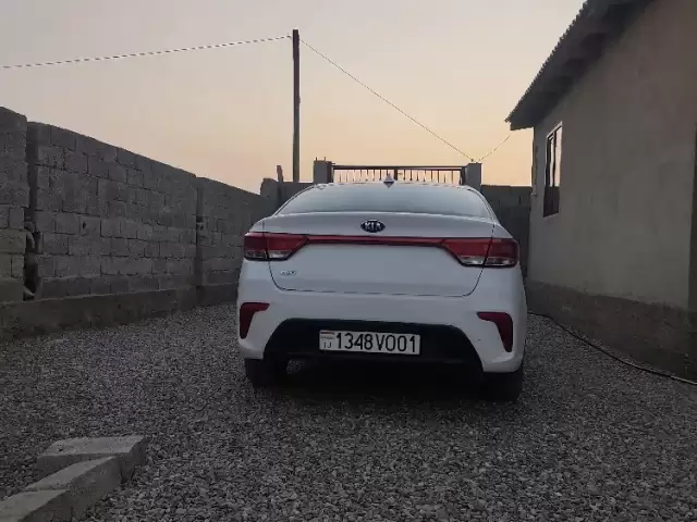 Kia Rio, 2019 1, avtobaza.tj