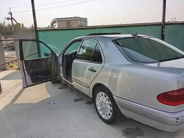 Mercedes-Benz E class, 1996 1, avtobaza.tj