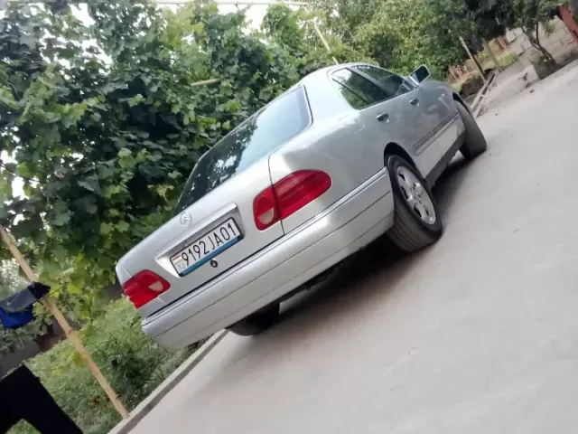 Mercedes-Benz E class, 1996 1, avtobaza.tj