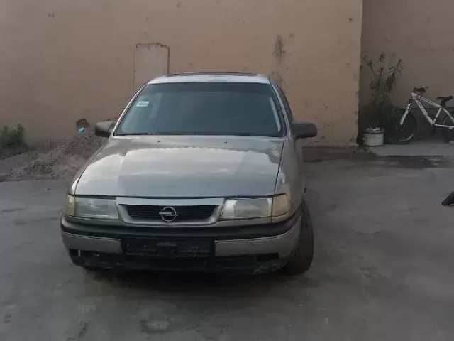 Opel Vectra A 1, avtobaza.tj