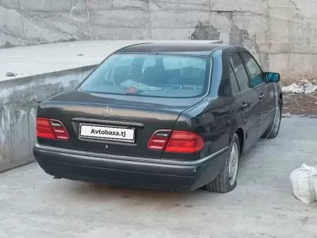 Mercedes-Benz E class, 1996 1, avtobaza.tj