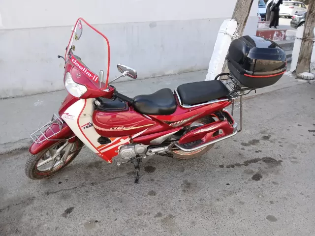 Скутер утка, 2020 1, avtobaza.tj