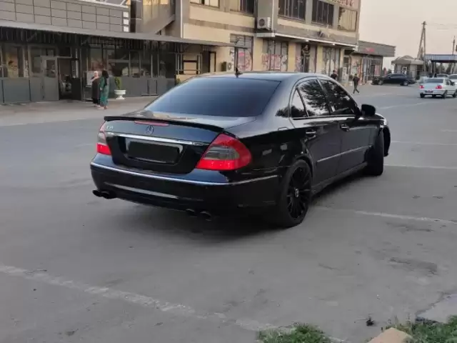 Mercedes-Benz E class, 2008 1, avtobaza.tj