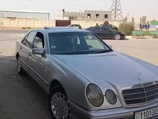 Mercedes-Benz E class, 1996 1, avtobaza.tj