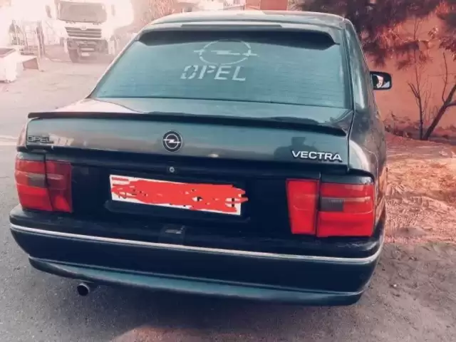 Opel Vectra A, 1995 1, avtobaza.tj