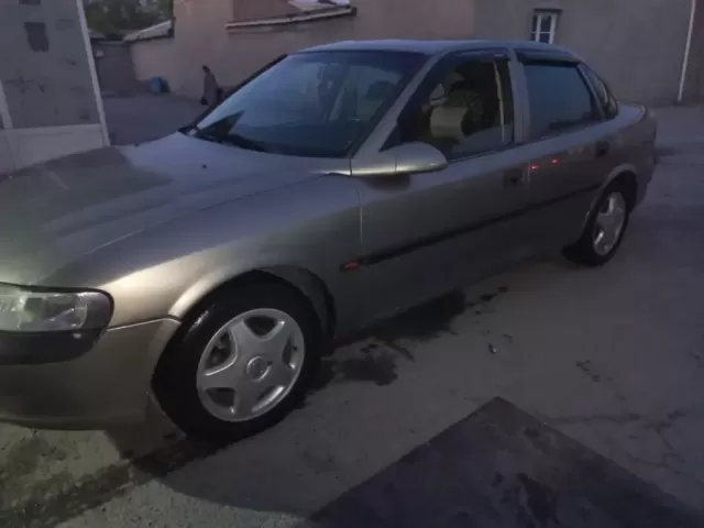 Opel Vectra B 1, avtobaza.tj