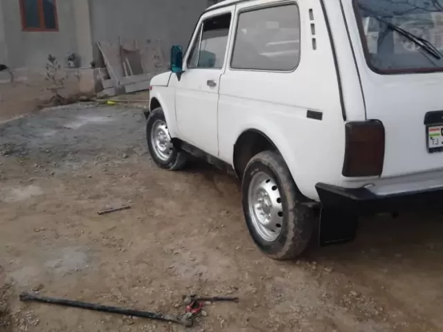 ВАЗ(Lada) Нива 2123 1, avtobaza.tj