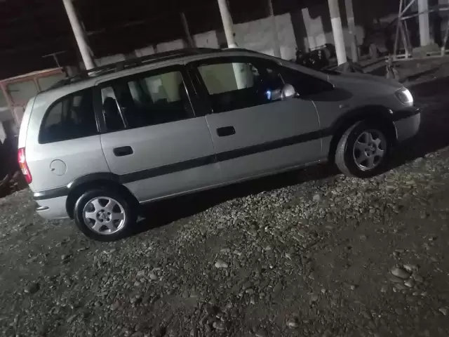 Opel Zafira, 1999 1, avtobaza.tj