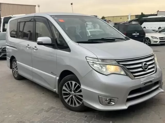 Nissan Serena, 2015 1, avtobaza.tj