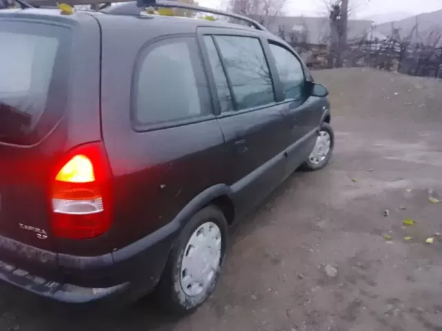 Opel Zafira 1, avtobaza.tj