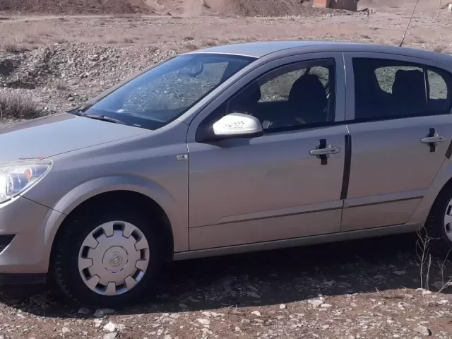 Opel Astra H, 2008 1, avtobaza.tj