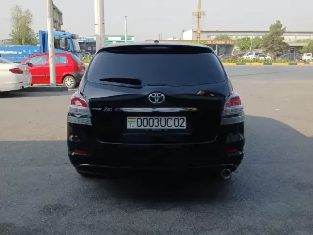 Toyota Mark X ZiO, 2011 1, avtobaza.tj