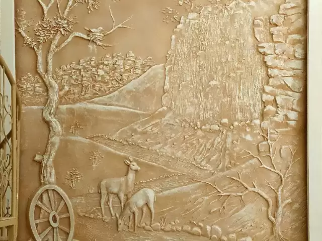 Барельеф на стене 1, farmo.tj