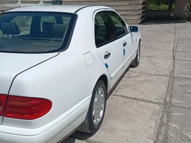 Mercedes-Benz C class 1, avtobaza.tj