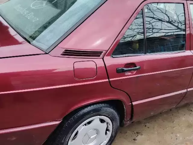 Mercedes-Benz 190, 1989 1, avtobaza.tj